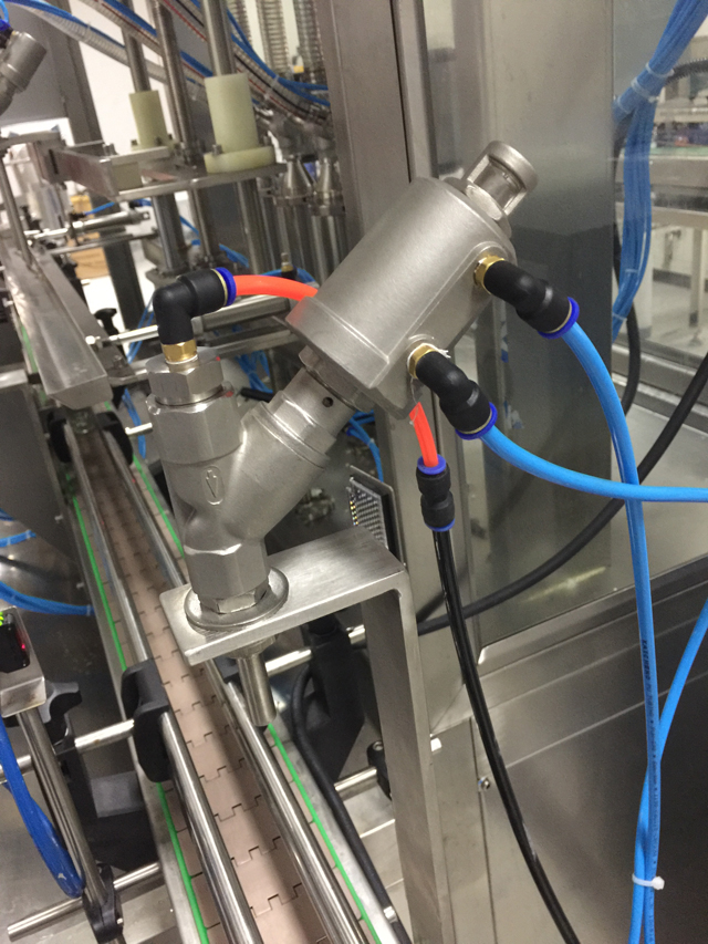 भरने के दौरान कनेक्शन के लिए गैस फ्लशिंग सिस्टम.jpg