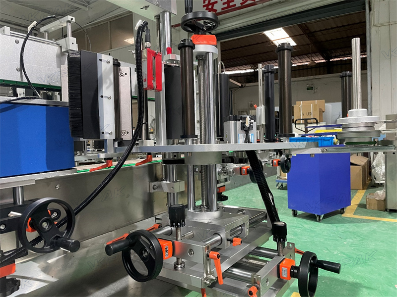 वीके-डीएसएल प्लस विवरण