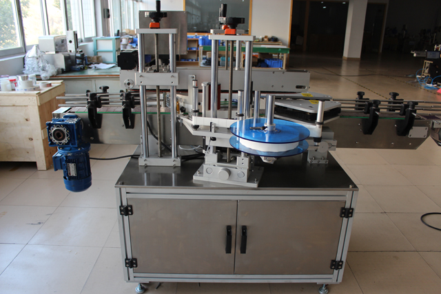 डबल साइडेड लेबलर (2).JPG