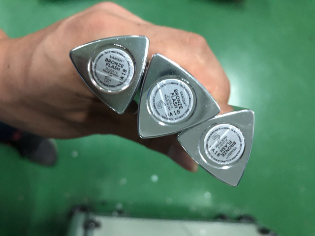 NO3 लेबलिंग नमूने लिपस्टिक.jpg