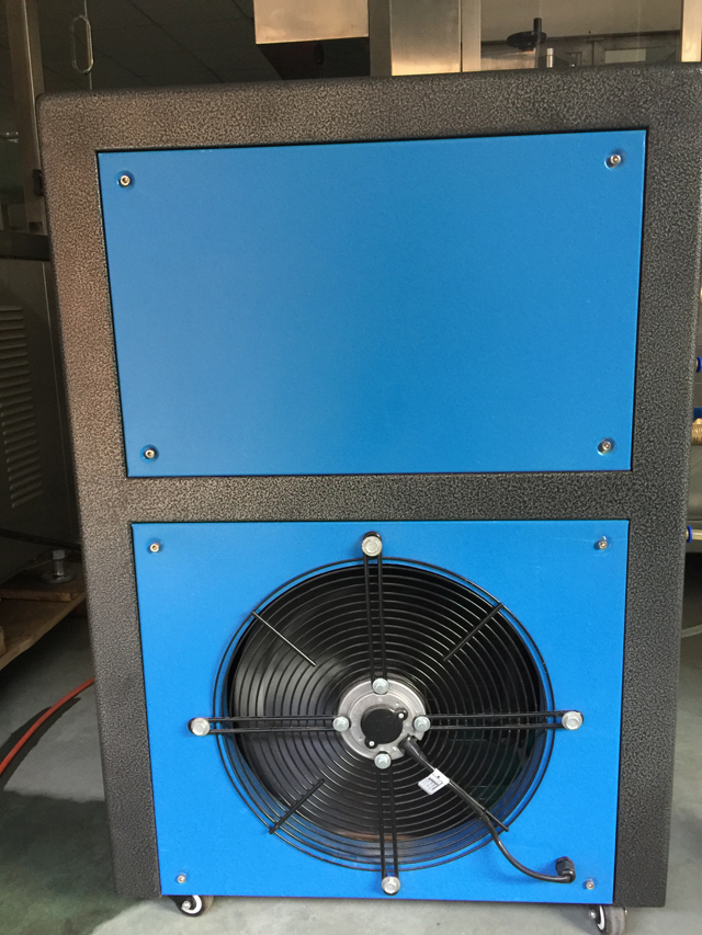 auxilliary equipment for filling sealing machines चिलर ट्यूब भरने सील मशीनरी के लिएu.jpg