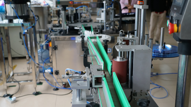 भरना कैपिंग लेबलिंग.jpg