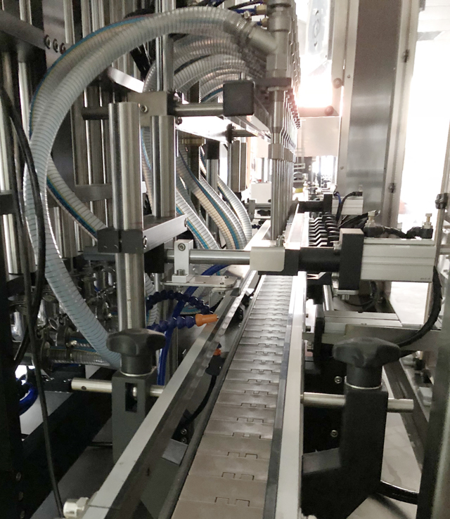 भरने की मशीन स्वचालित.JPG