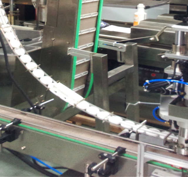 जार उठाने खिला.jpg