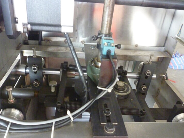 पैकिंग मशीनरी के लिए स्टेनलेस स्टील फ्रेमवर्क.jpg