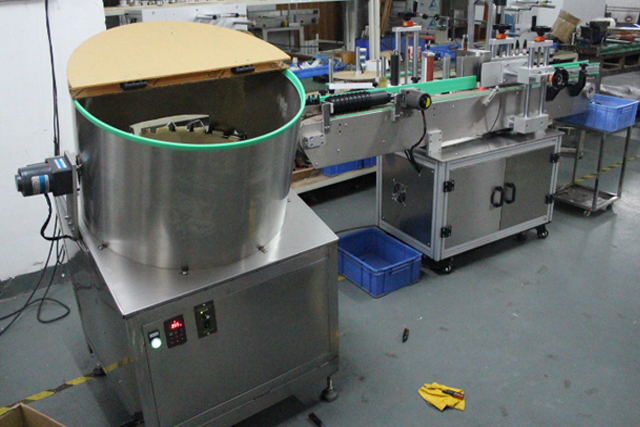 बोतलें unscrambler खिला (3).jpg