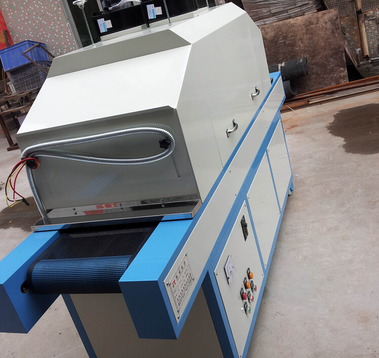 स्टरलाइज़िंग सुरंग.jpg