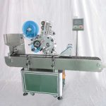 उच्च गति क्षैतिज गोल बोतलें शीशियाँ सिरिंज लेबलिंग उपकरण