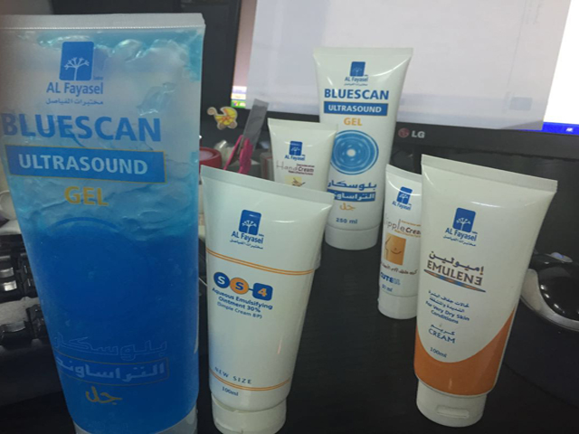 क्रीम भरने के लिए ट्यूब नमूने.jpg