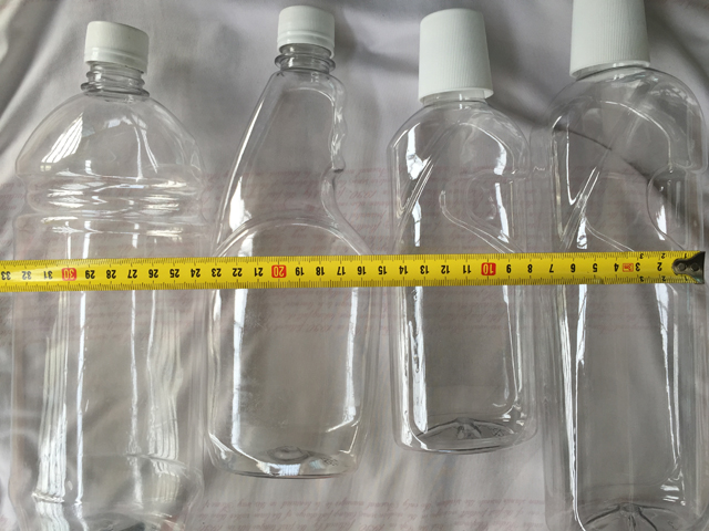 लेबल और बोतलें.jpg