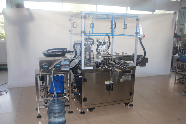 फिलर कैपर