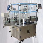 रोटरी प्लास्टिक जूस बोतल कैपर उपकरण ढक्कन लिफ्ट फीडर के साथ