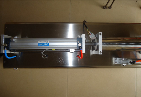 good quality liquid filling machines भरने की मशीन के लिए सिलेंडर.jpg