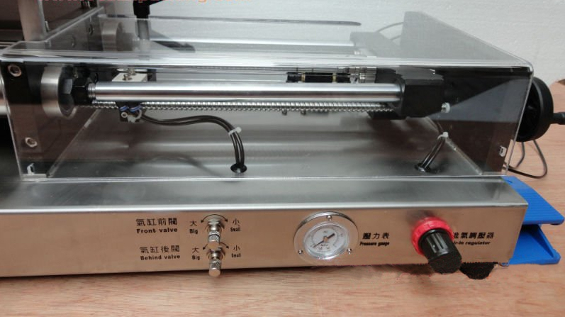 pneumatic part from cream filling machine डबल साइड हॉपर मशीन जाम के लिए क्लोज शॉट.jpg