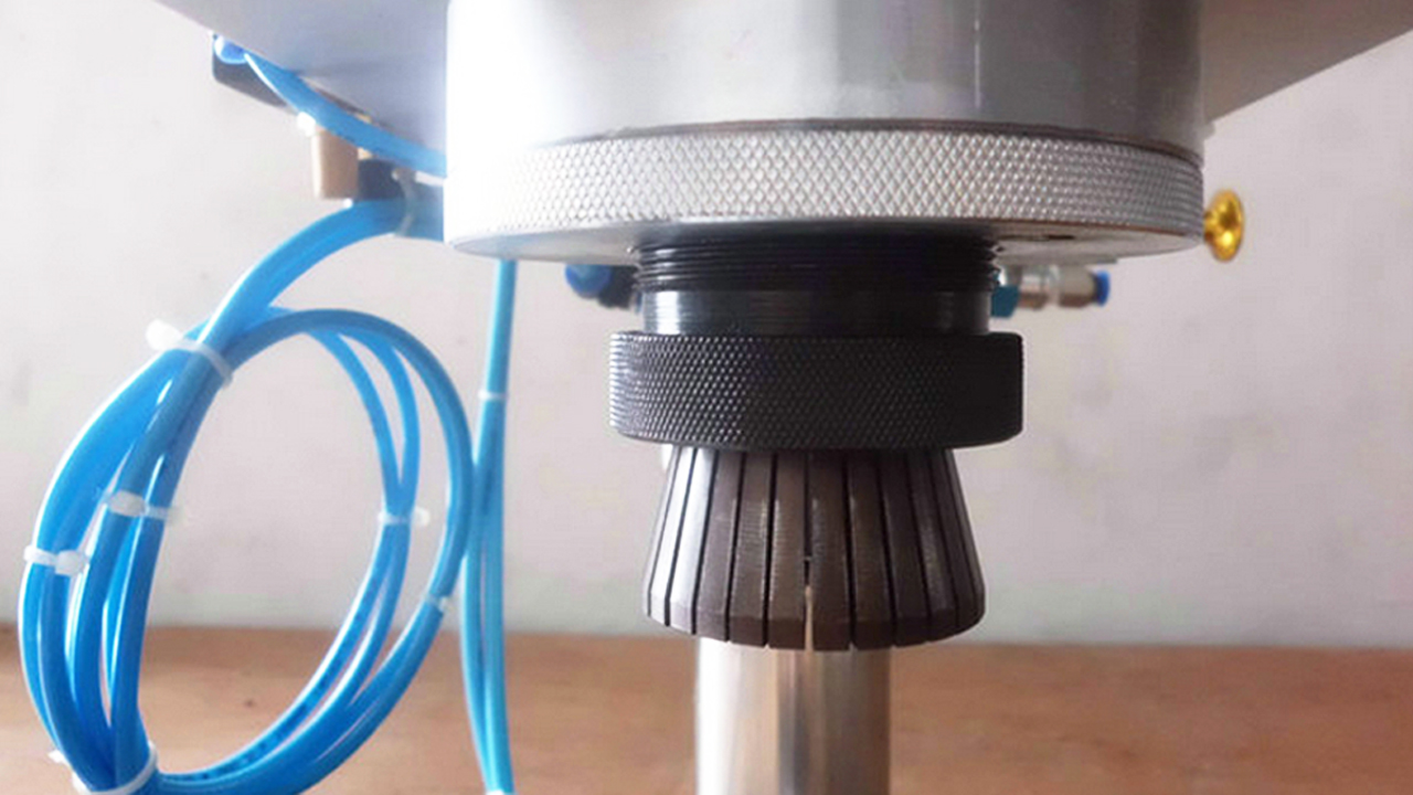 crimping head from pneumatic capping machines crimping सिर.jpg