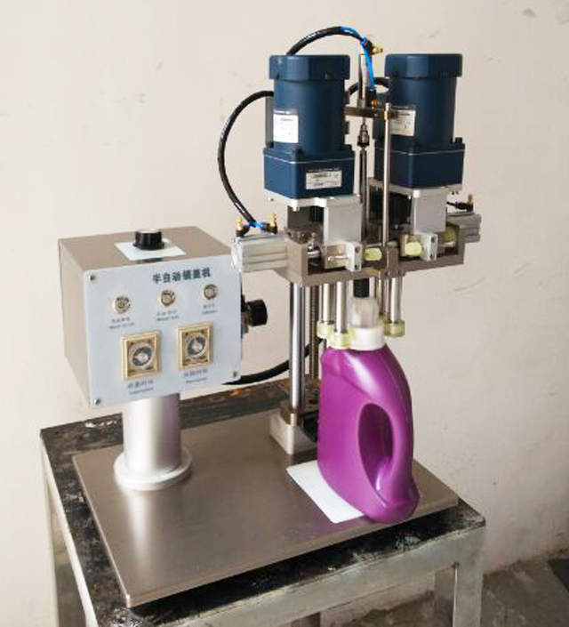 desktop screw capper equipment semi automatic पेंच कैपर उपकरण अर्ध स्वचालित.jpg