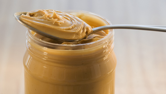 दबाव बढ़ाने के साथ भरने के लिए मक्खन.jpg