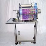 अर्ध स्वचालित सॉसेज फ्लैग टैगिंग फोल्डिंग स्टिकर लेबलर मशीन