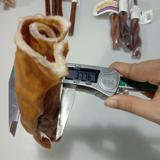 लेबलिंग के लिए कुत्ते के भोजन के नमूने.jpg