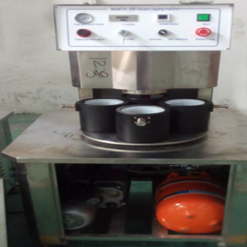 illustration of vacuum capping machine semi automatic वैक्यूम कैपिंग के लिए चित्रण.jpg