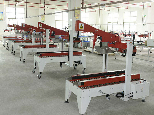 मशीनें फैक्ट्री.jpg