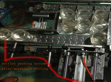 automatic bottles pushing system after filing बोतल पुशिंग सिस्टम.jpg