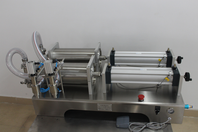 वायवीय भराव मशीनरी अर्ध स्वचालित.jpg