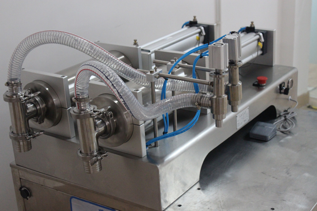 कंटेनरों के लिए नमूने भरना.jpg